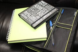 Steeds minder vaak sjouwen met schoolboeken