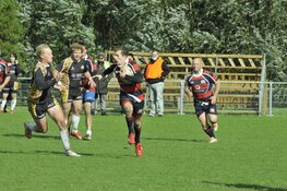 Eerste competitie wedstrijd Rugby Club Bulldogs Almere een spektakel