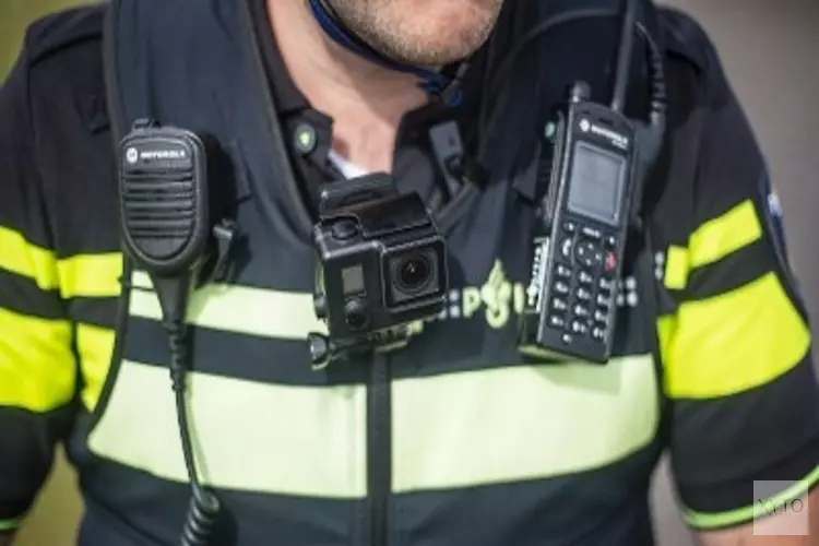 Twee BOA’s mishandeld; verdachte vlucht