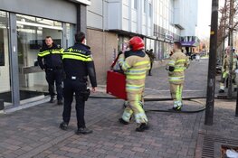 Brand in winkelcentrum Almere