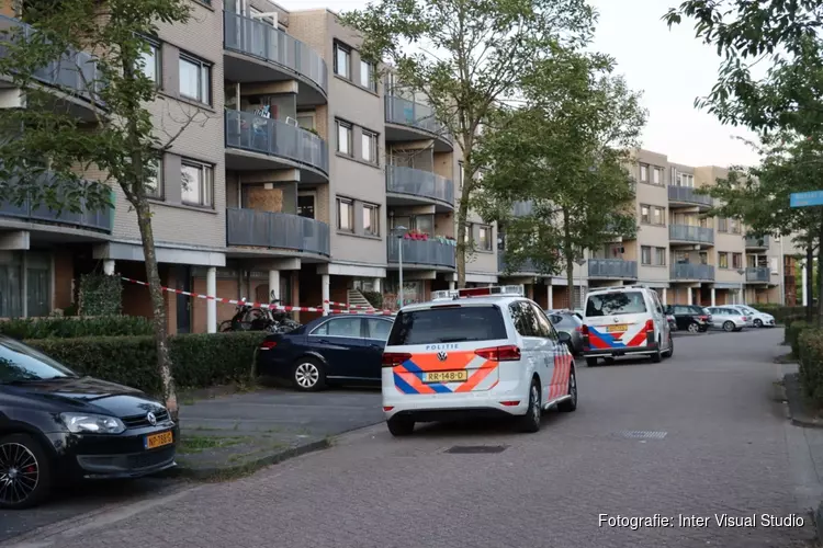 Peuter gewond na val uit appartement