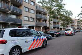 Peuter gewond na val uit appartement