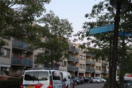 Peuter gewond na val uit appartement