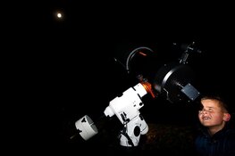 Donkere en spannende Nacht van de Nacht activiteiten op 5 locaties