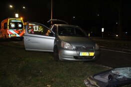 Automobilist vlucht na ongeval met twee auto&#39;s