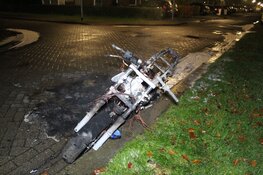 Scooter in brand gestoken in Almere