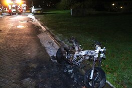 Scooter in brand gestoken in Almere