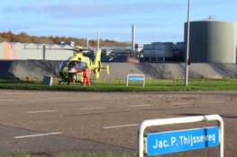 Persoon onder boom terecht gekomen bij snoeiwerkzaamheden in Almere