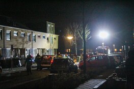 Urenlange politieactie in Almeerse Sirtakistraat, verwarde vrouw aangehouden