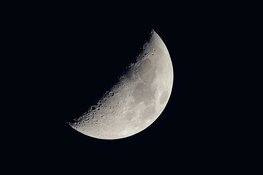 De maan centraal tijdens de landelijke sterrenkijkdagen