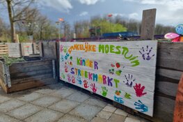 Moestuin kinderstreekmarkt geopend