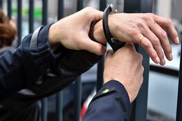 Man aangehouden voor dealen