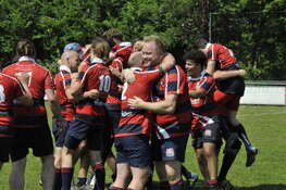 Senioren Rugby Almere kampioen 3e klasse