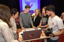 Scholieren presenteren innovatieve oplossingen tijdens Talent kleurt Flevoland event