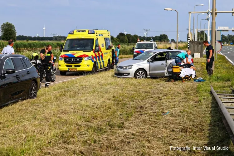Gewonde bij kopstaartbotsing op Waterlandseweg