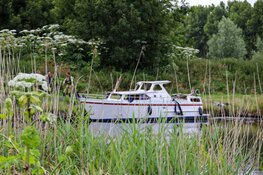 Gewonde door brand op boot in Almere