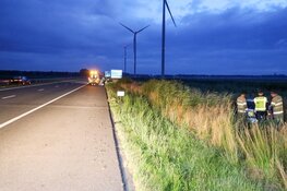 Automobilist gewond na botsing op A27 bij Almere