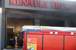 Brand bij Renault Trucks in Almere