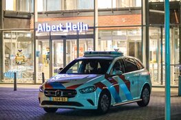 Overval op supermarkt in Almere, politie zoekt twee jeugddige daders