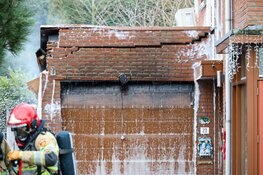 Brand in garage van woning Almere