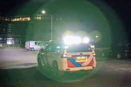 Politie zoekt in Naarden en op strand in Almere naar urgente vermissing