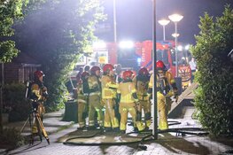 Flinke woningbrand in Almere zorgt voor veel schade