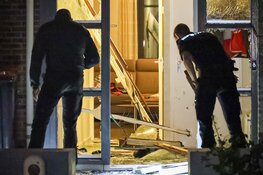 Explosie bij woning aan Vrije Zeestraat in Almere