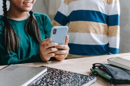 Tips voor ouders die een mobiele telefoon aan hun kind geven
