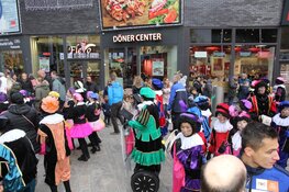 Sintparade in Almere Centrum