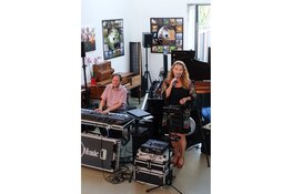 Kersteditie high-teaconcert door Duo Mark & Caren op 8 december 2023 in Podium Poort