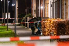Explosie in Almere. EOD ter plaatse, twintig woningen ontruimd