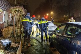 Autobrand aan Pastinaakstraat snel onder controle