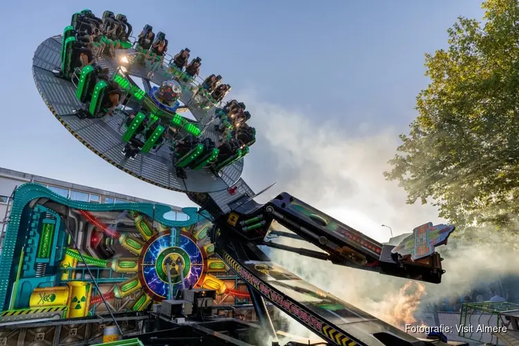 Tien dagen kermisplezier tijdens de Voorjaarskermis in Almere Buiten