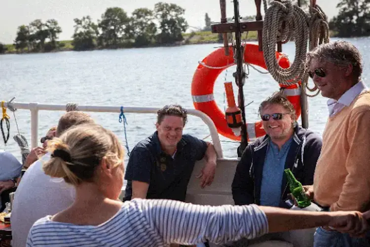 Een inspirerende dag op het water met De Muider Compagnie