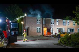 Brand na flinke explosie in woning Almere