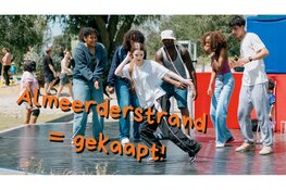 Strand gekaapt! Jongeren organiseren Kustkapers festival op het Almeerderstrand