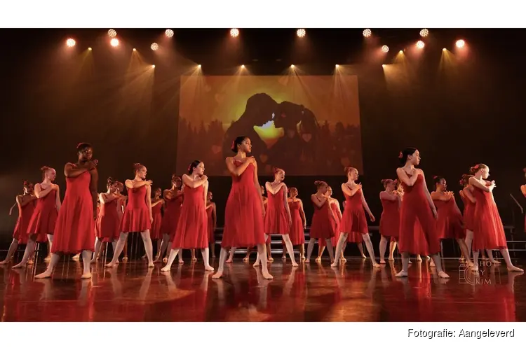 Unieke dansvoorstelling met live muziek door Dansstudio Yvette en Het Almeers Orkest