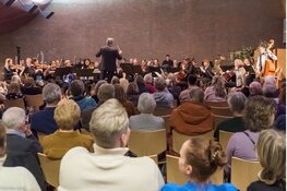 Unieke dansvoorstelling met live muziek door Dansstudio Yvette en Het Almeers Orkest