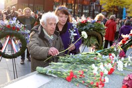 Op meer plekken in de stad Dodenherdenkingen