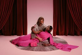 "We all love the drama" Realityster Maria Tailor maakt haar debuut in het theater