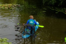 Enorme opbrengst in Almere: Clean up on Tour vist 435 kilo afval uit het water tijdens Dutch Water Week
