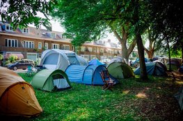 Vakantiegevoel om de hoek: De Buurtcamping strijkt neer in het Almere Beatrixpark