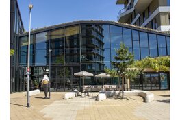 Clevers opent nieuwe IJsbar in Almere DUIN