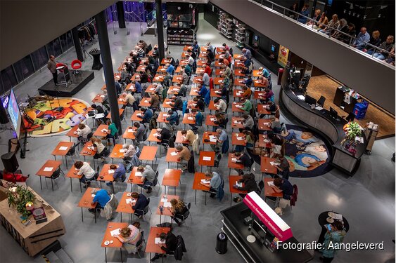 Test je taalgevoel tijdens de 22e editie van het Almeers Dictee