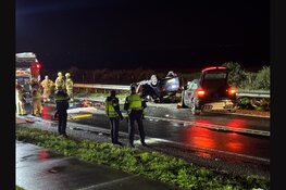 Zeker drie doden door frontale botsing op dijk Lelystad-Enkhuizen