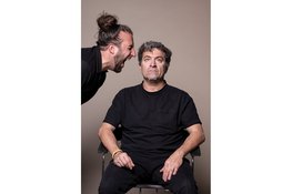 Hij vluchtte in stilte. Nu vertelt hij zijn verhaal