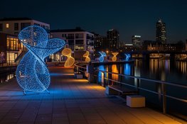 Lichtkunstfestival Alluminous terug in Almere