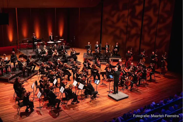 Flevolands Philharmonisch Orkest neemt bezoekers mee naar Parijs en Rusland