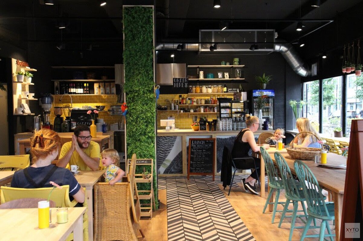 Vegetarisch lunchcafé The Black Cockatoo opent in Almere Centrum